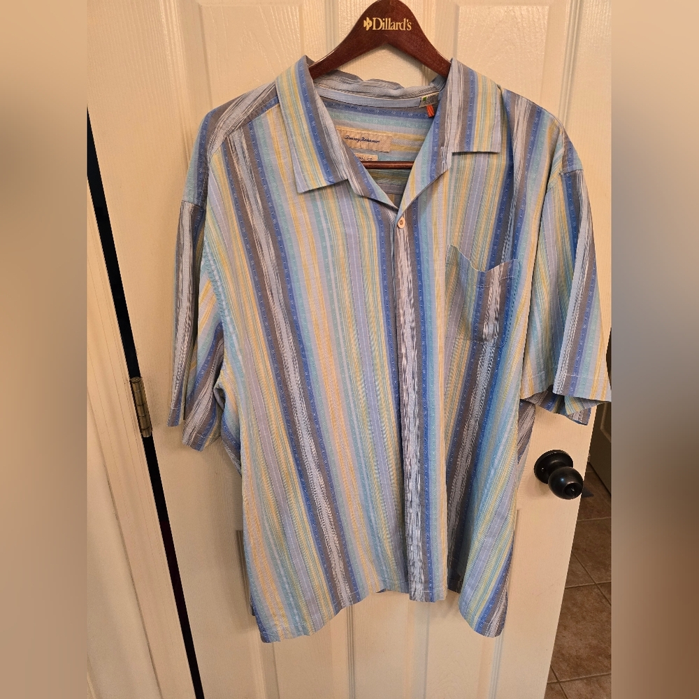 TOMMY Bahamas Silk Hawaiian Shirt in Size 3x